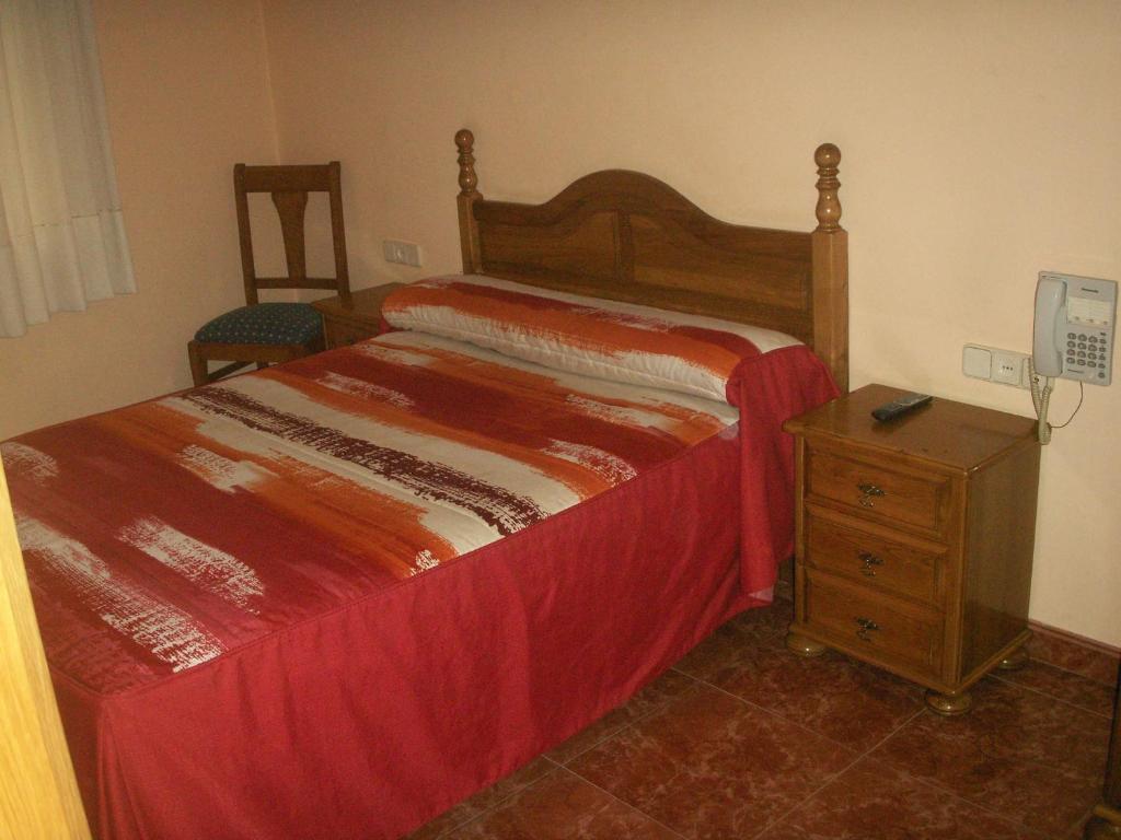 Hostal La Nava Madrid Exterior foto